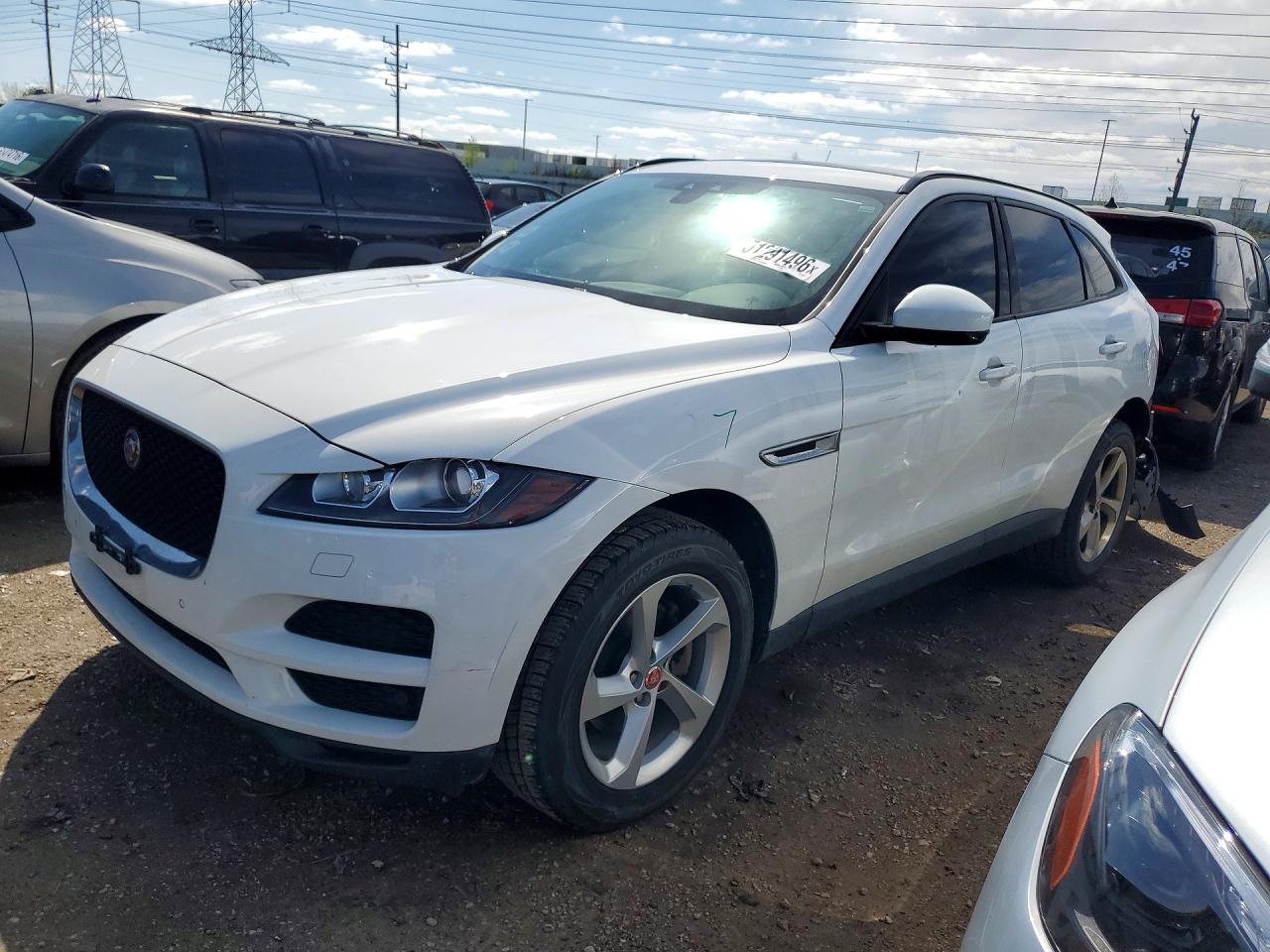 Salvage Jaguar F-PACE Image