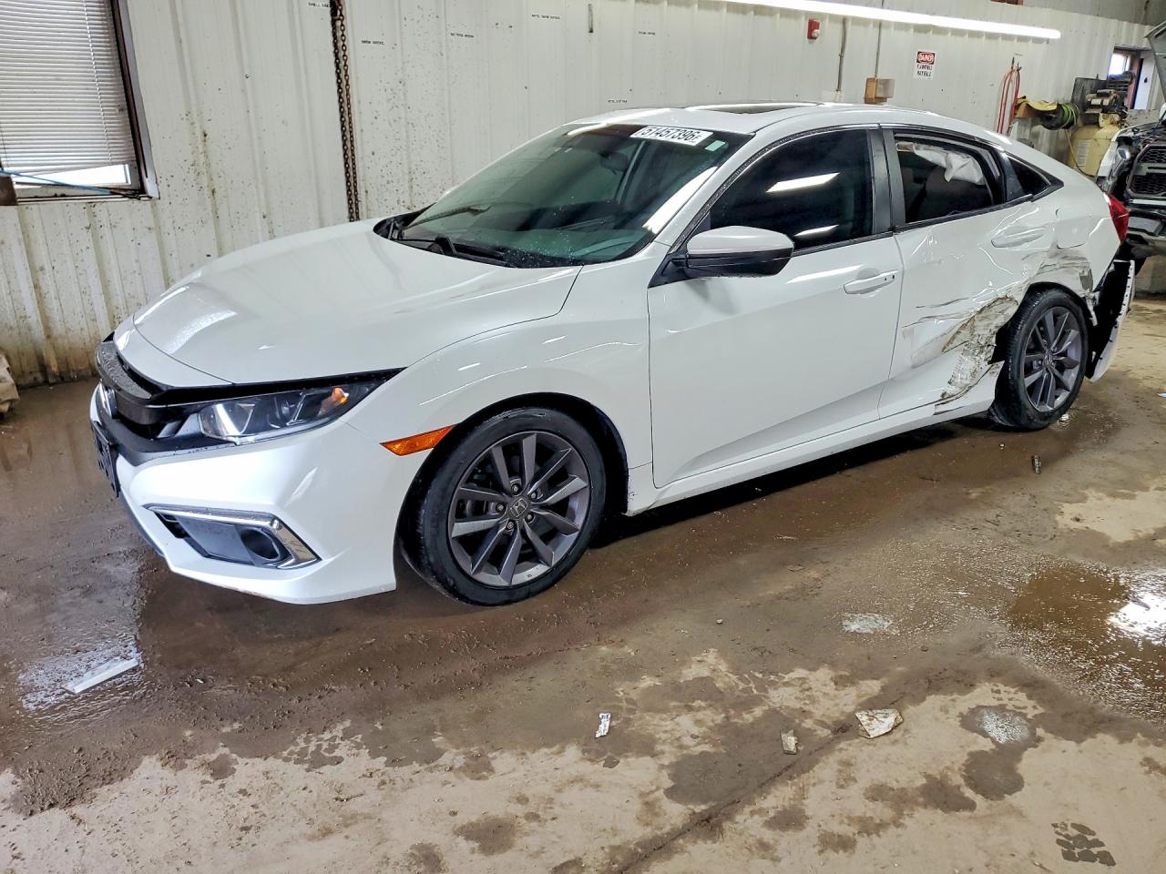 Salvage Honda Civic Image