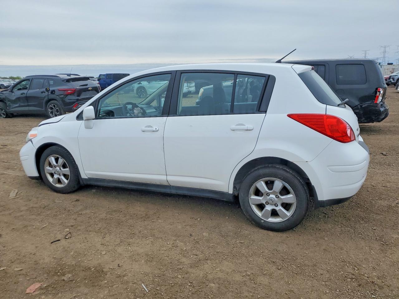 Nissan Versa 1.8 S