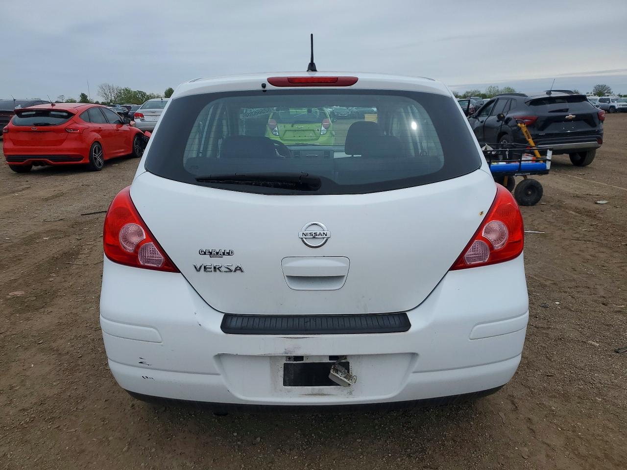 Nissan Versa 1.8 S