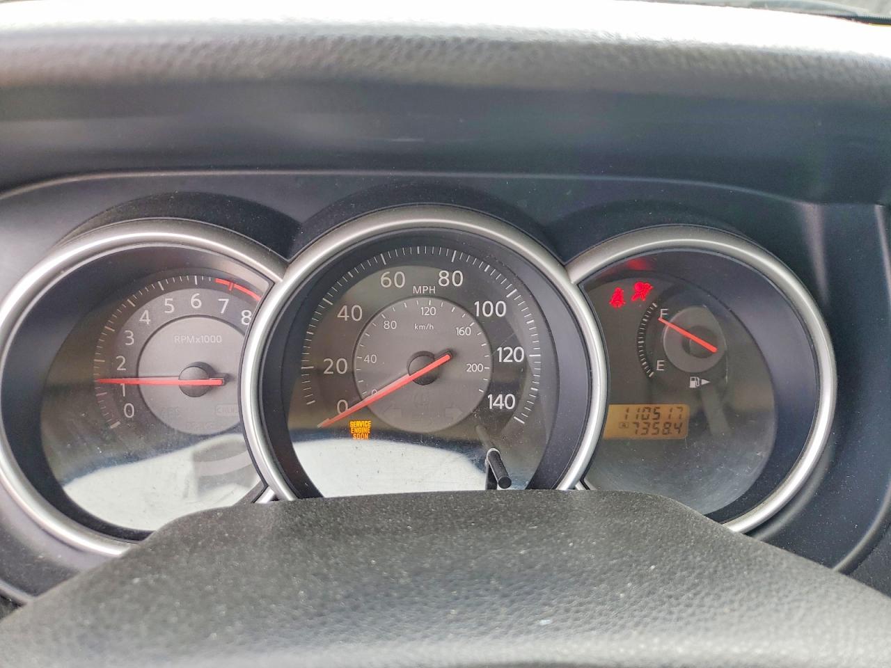 Nissan Versa 1.8 S