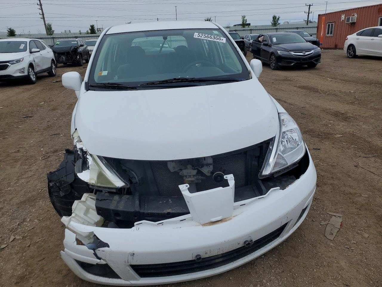 Nissan Versa 1.8 S