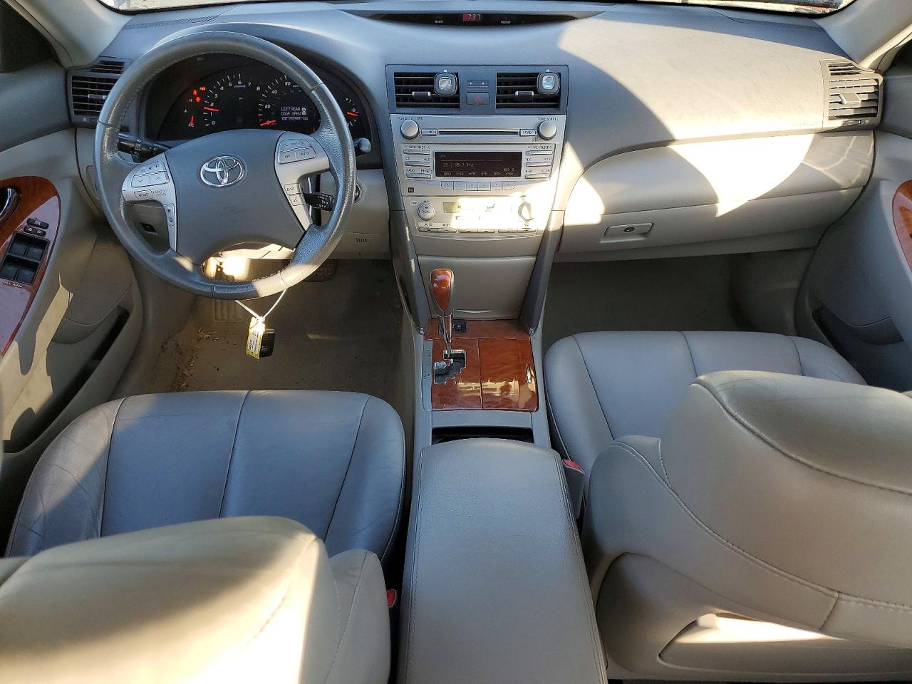Toyota Camry Xle