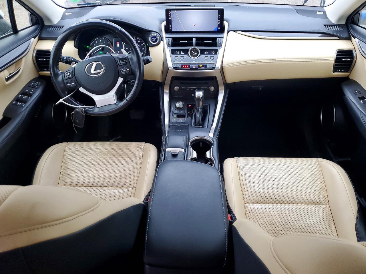 Lexus NX 300h Luxury