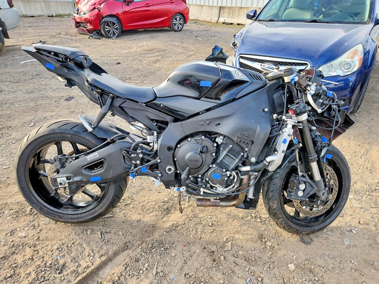 Salvage Yamaha Yzf1000 Image