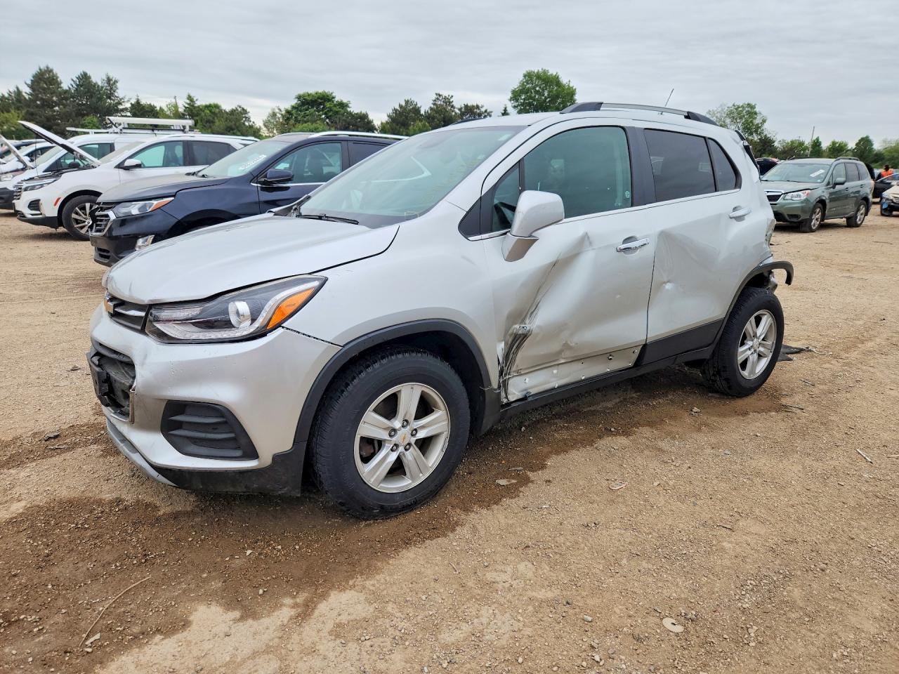 Salvage Chevrolet Trax Image