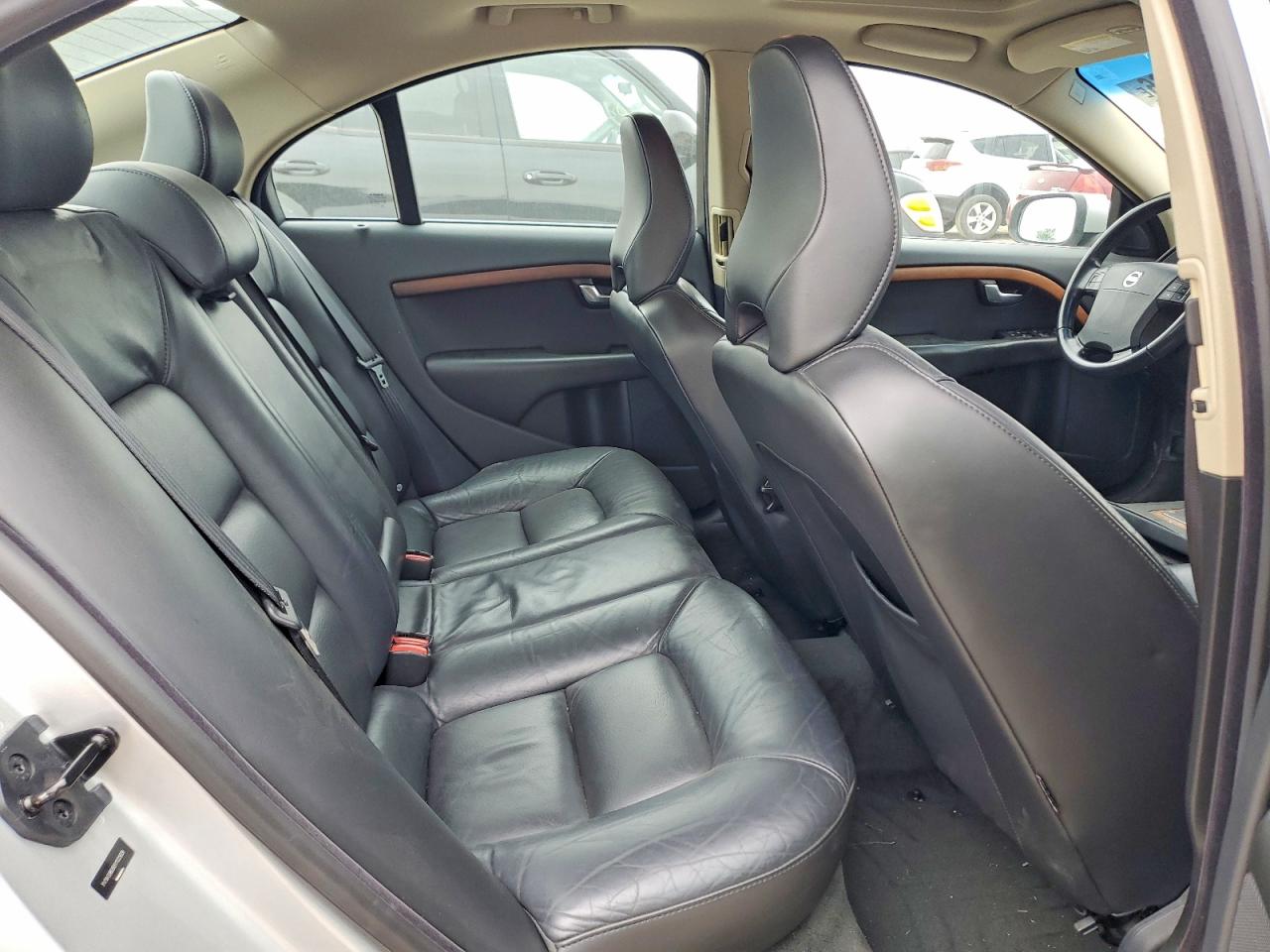 Volvo S80 3.2