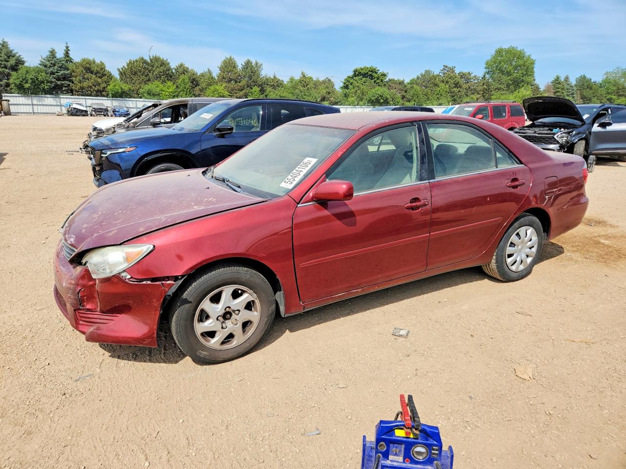Salvage Toyota Camry Image