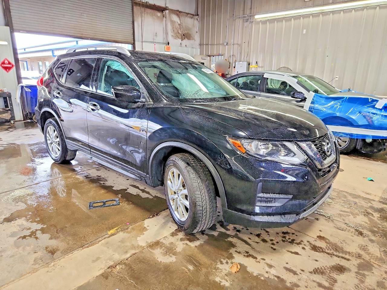 Nissan Rogue Sv