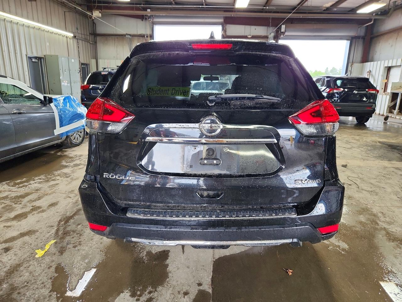 Nissan Rogue Sv