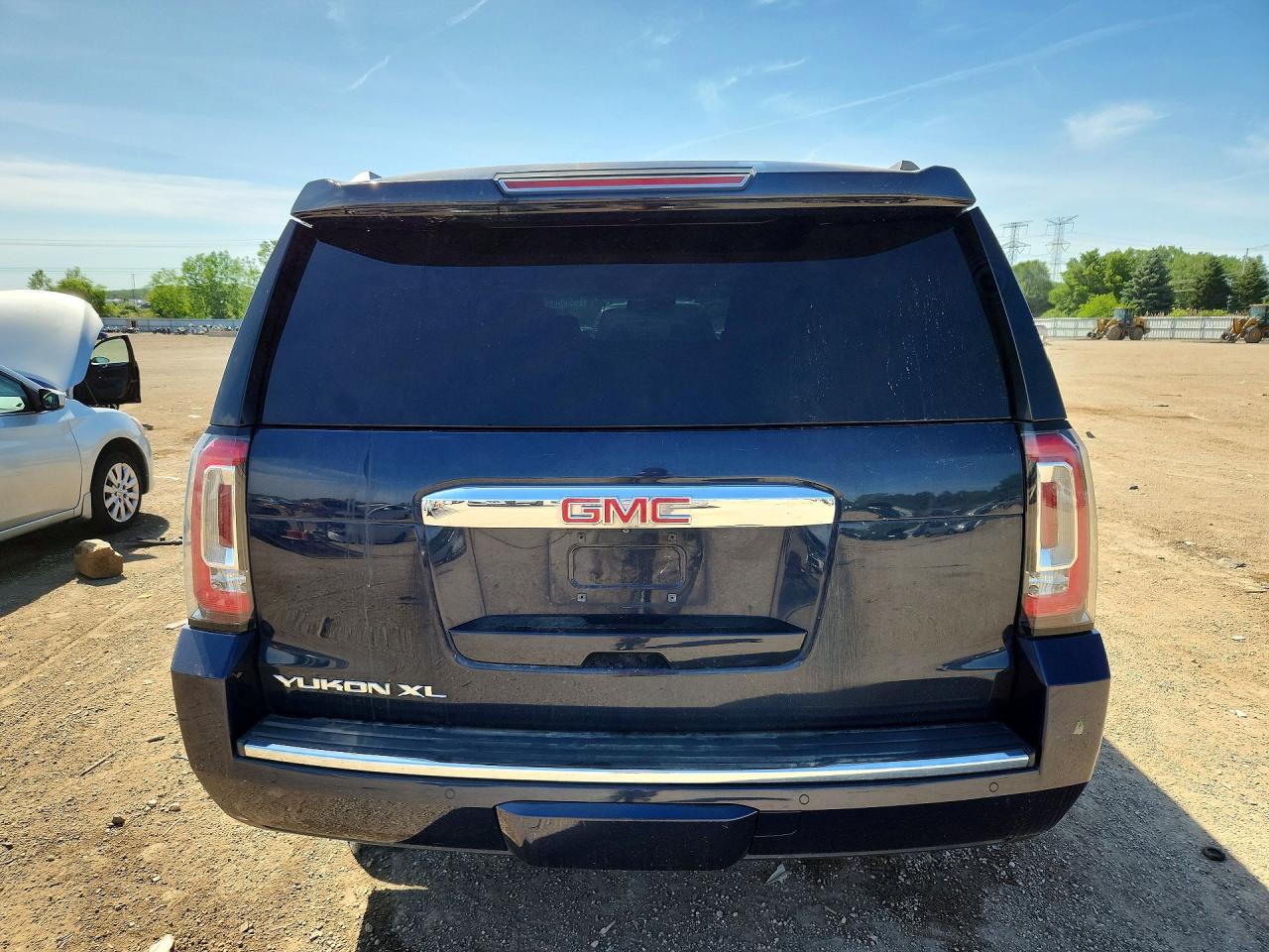 GMC Yukon Denali