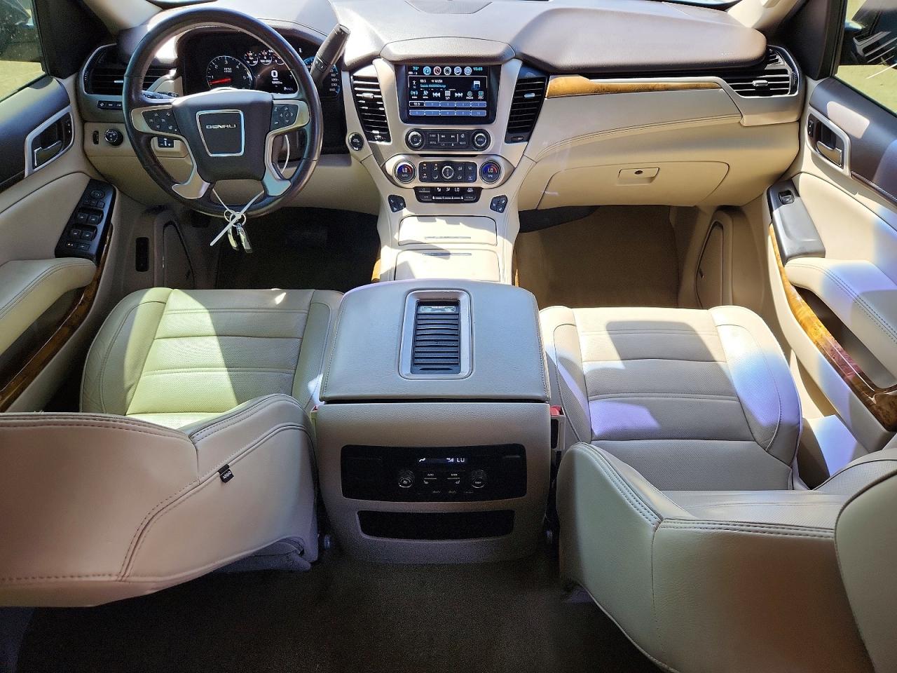 GMC Yukon Denali