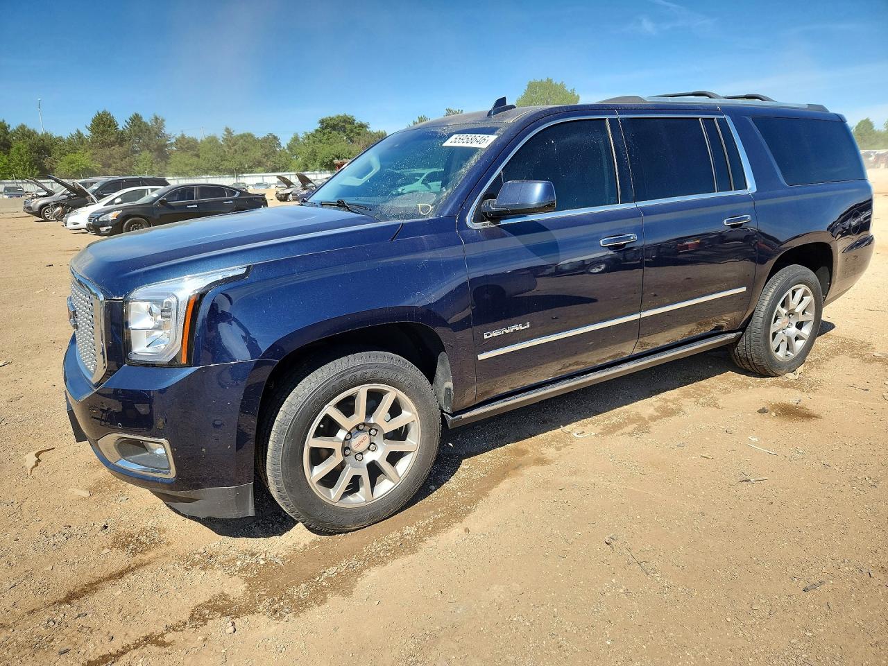 Salvage GMC Yukon Image
