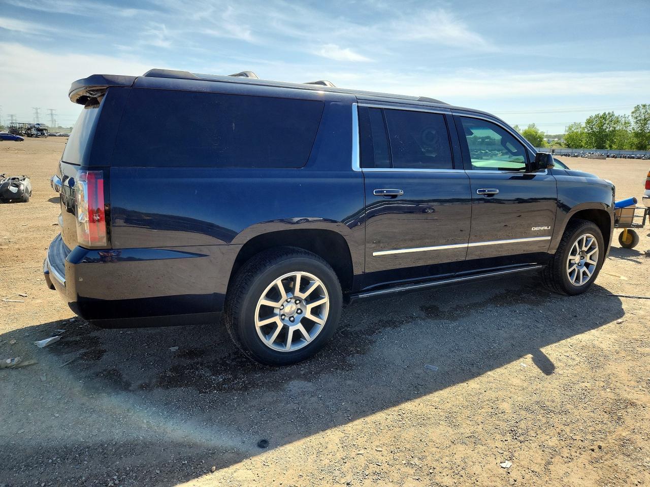 GMC Yukon Denali