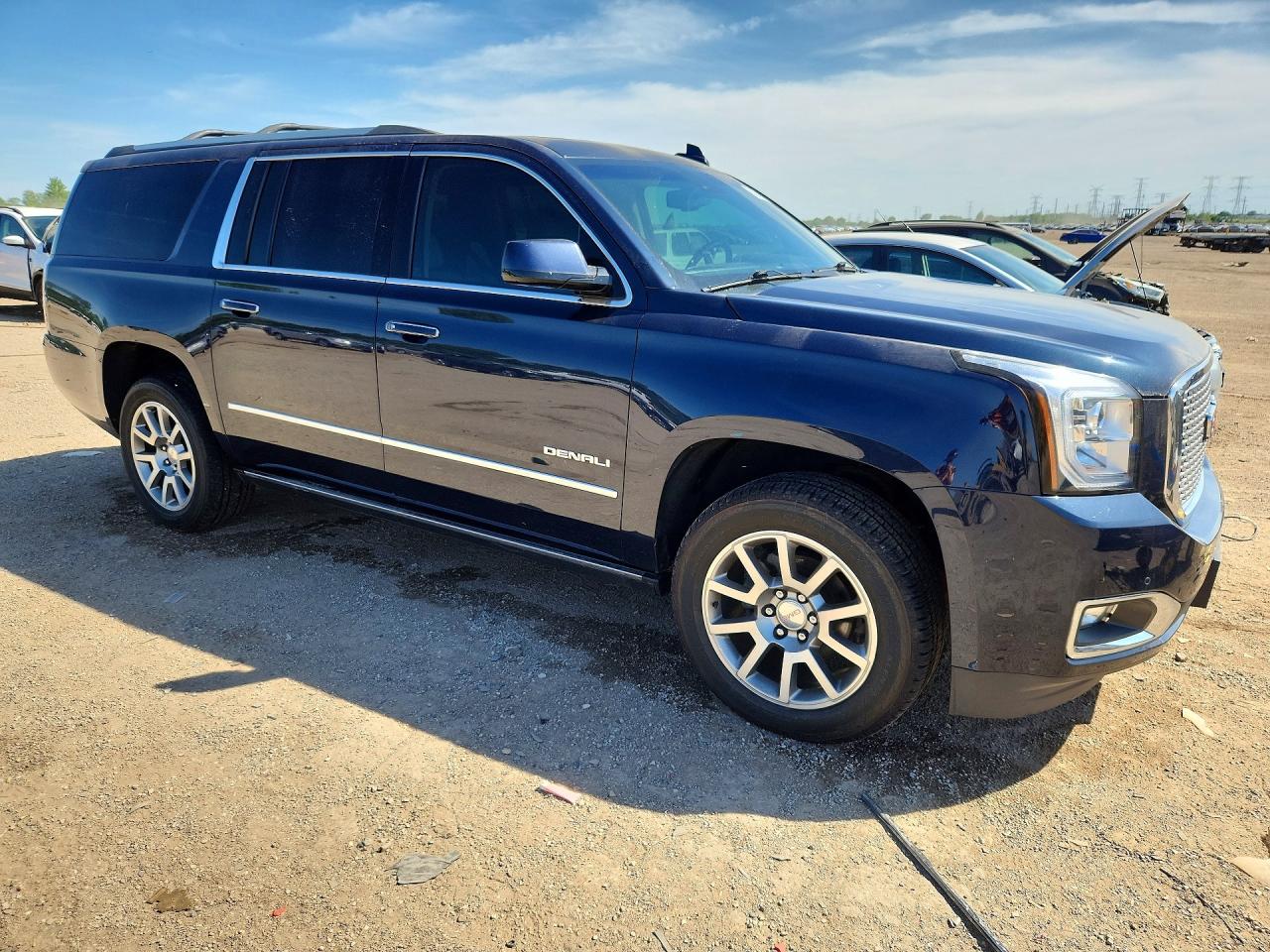 GMC Yukon Denali