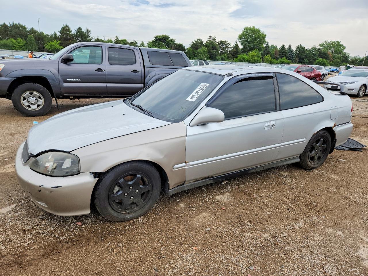 Salvage Honda Civic Image