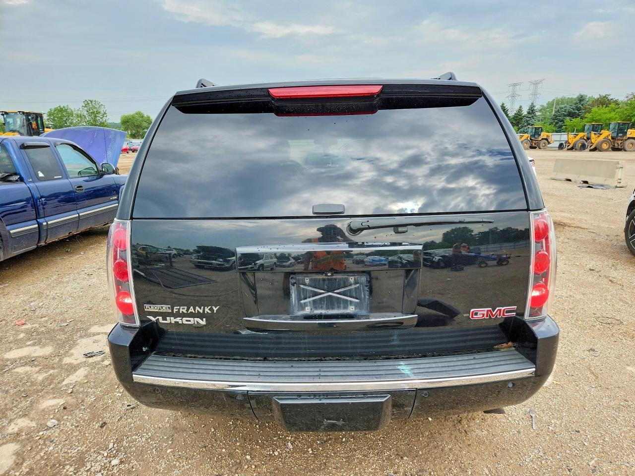 GMC Yukon Denali