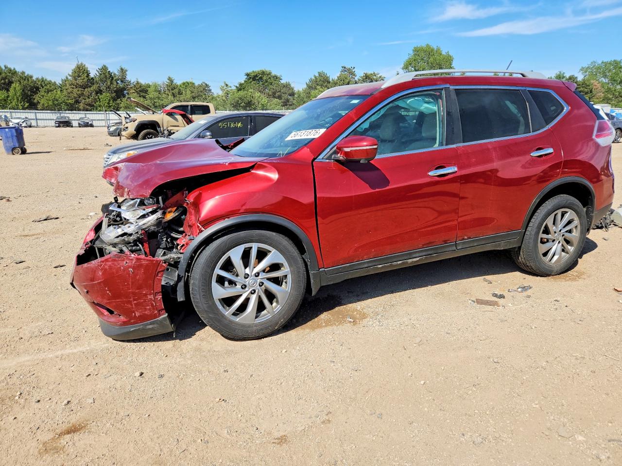 Salvage Nissan Rogue Image