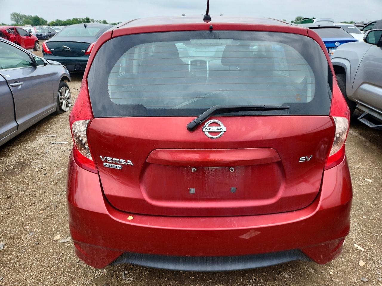 Nissan Versa Sv