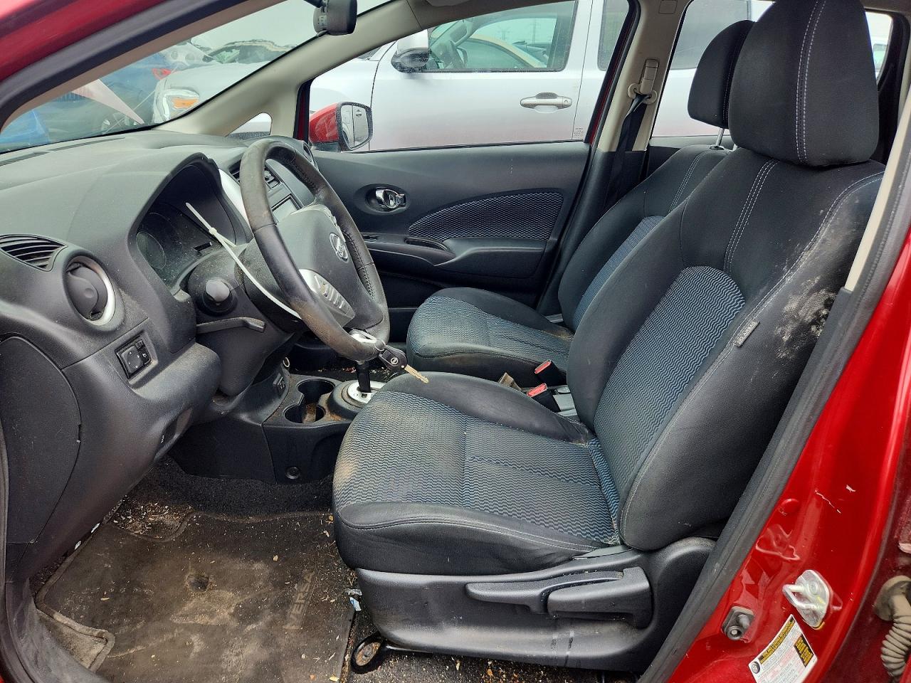 Nissan Versa Sv