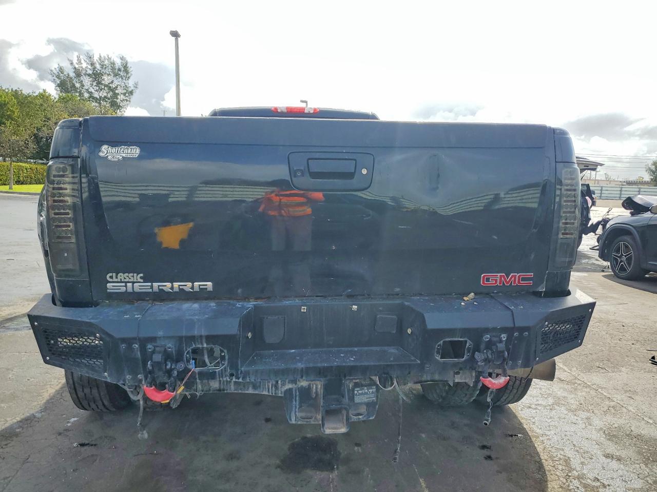 GMC Sierra K3500 Denali