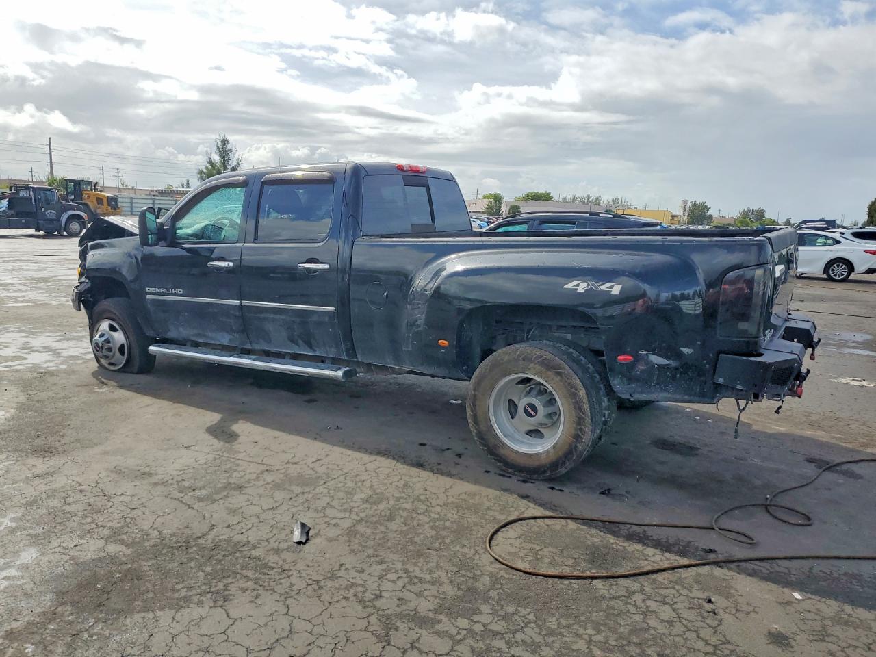 GMC Sierra K3500 Denali