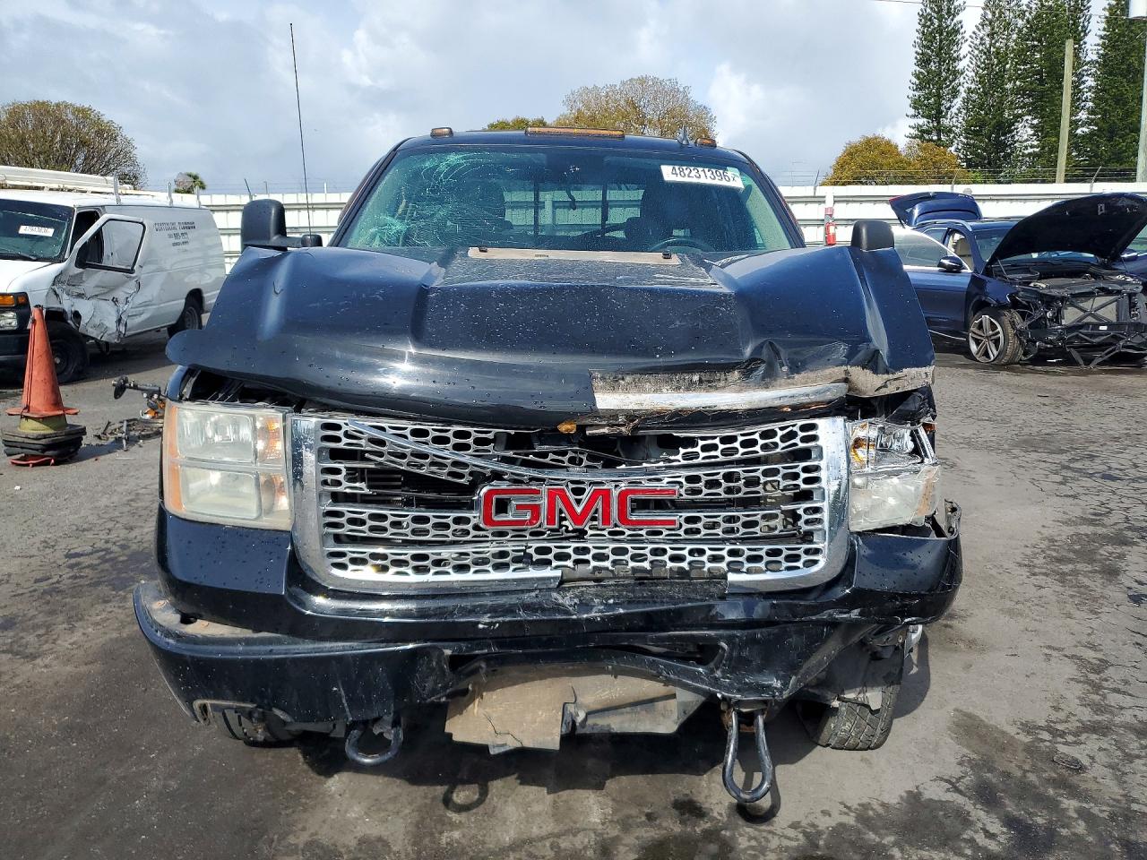 GMC Sierra K3500 Denali