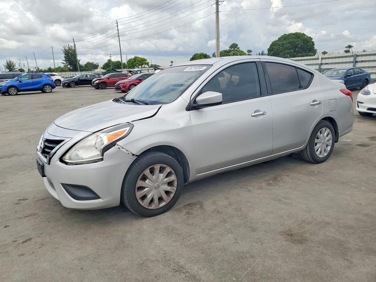Salvage Nissan Versa Image