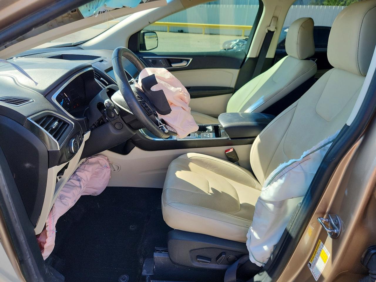 Ford Edge Titanium