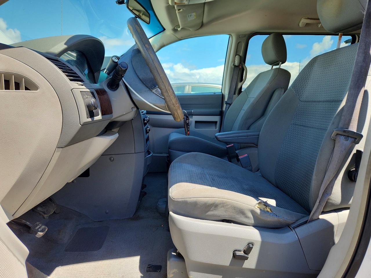 Chrysler Minivan Lx