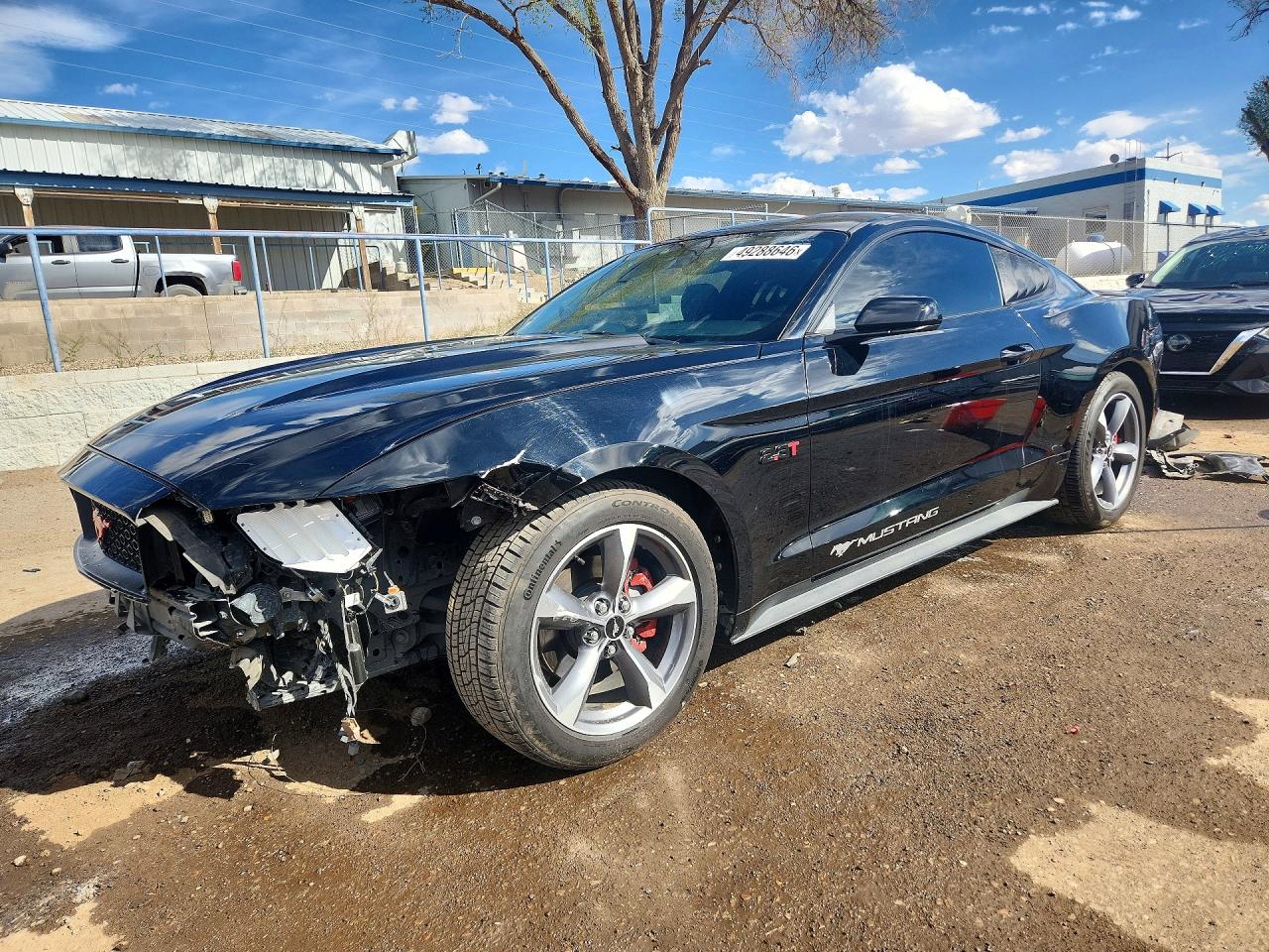 Salvage Ford Mustang Image