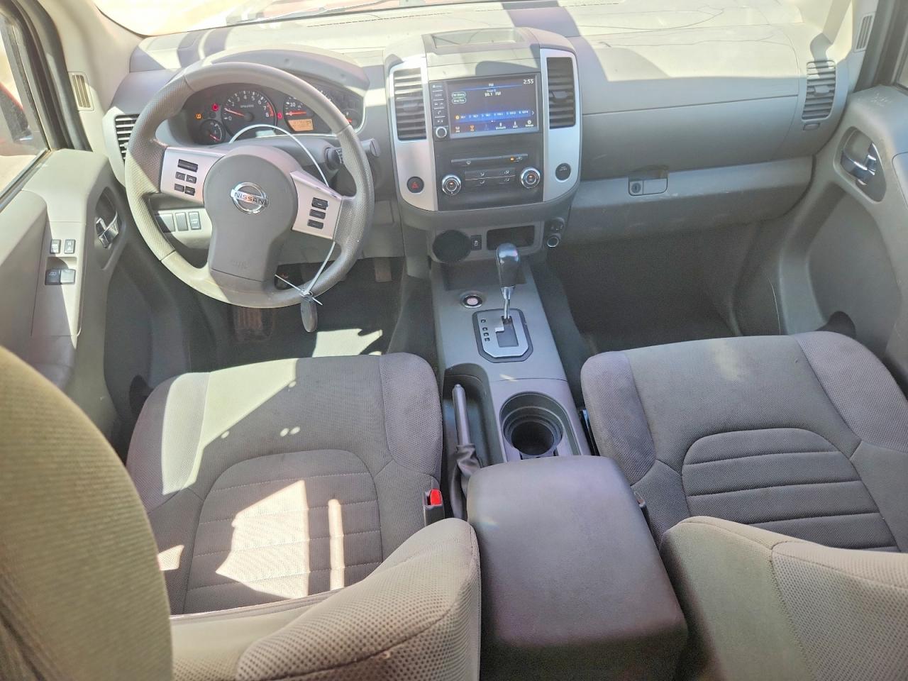 Nissan Frontier S