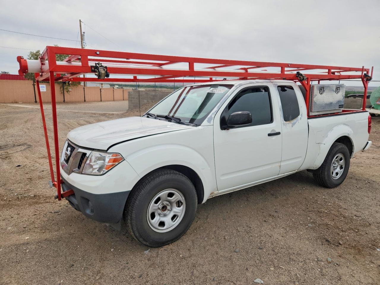 Salvage Nissan Frontier Image
