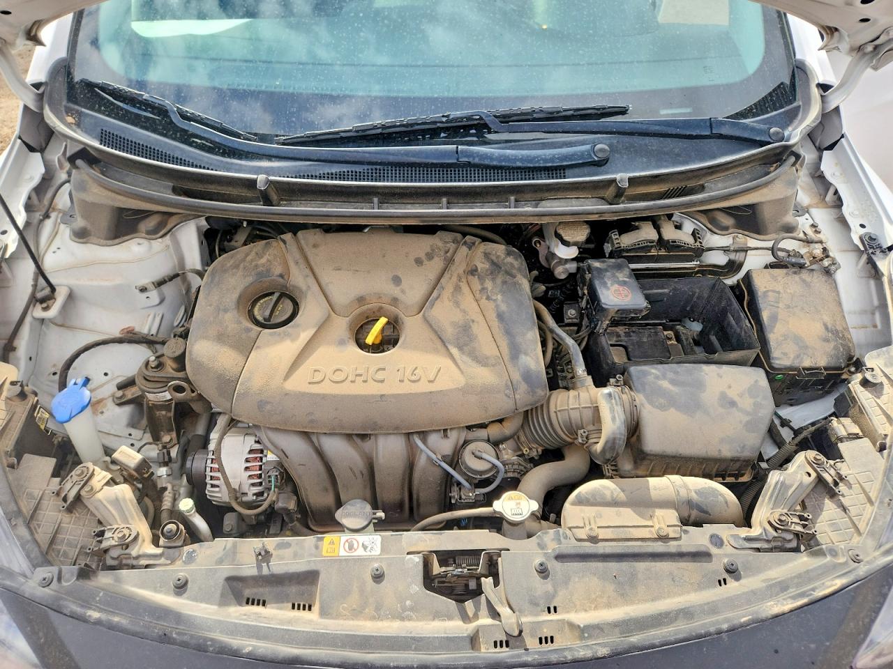 Hyundai ELANTRA Base