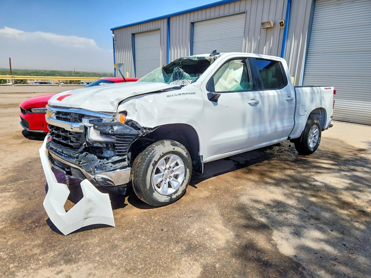 Salvage Chevrolet Silverado Image