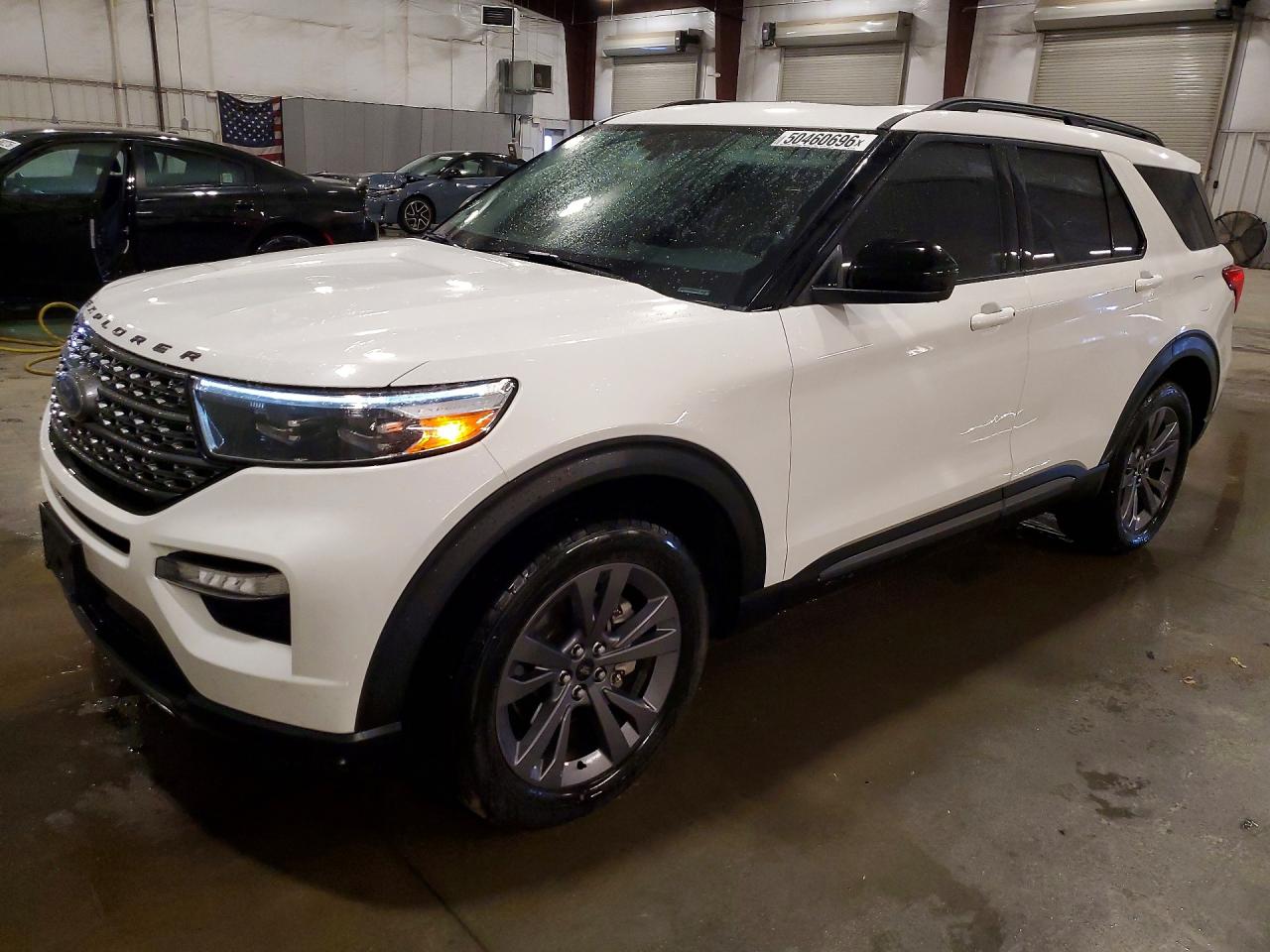 Salvage Ford Explorer Image