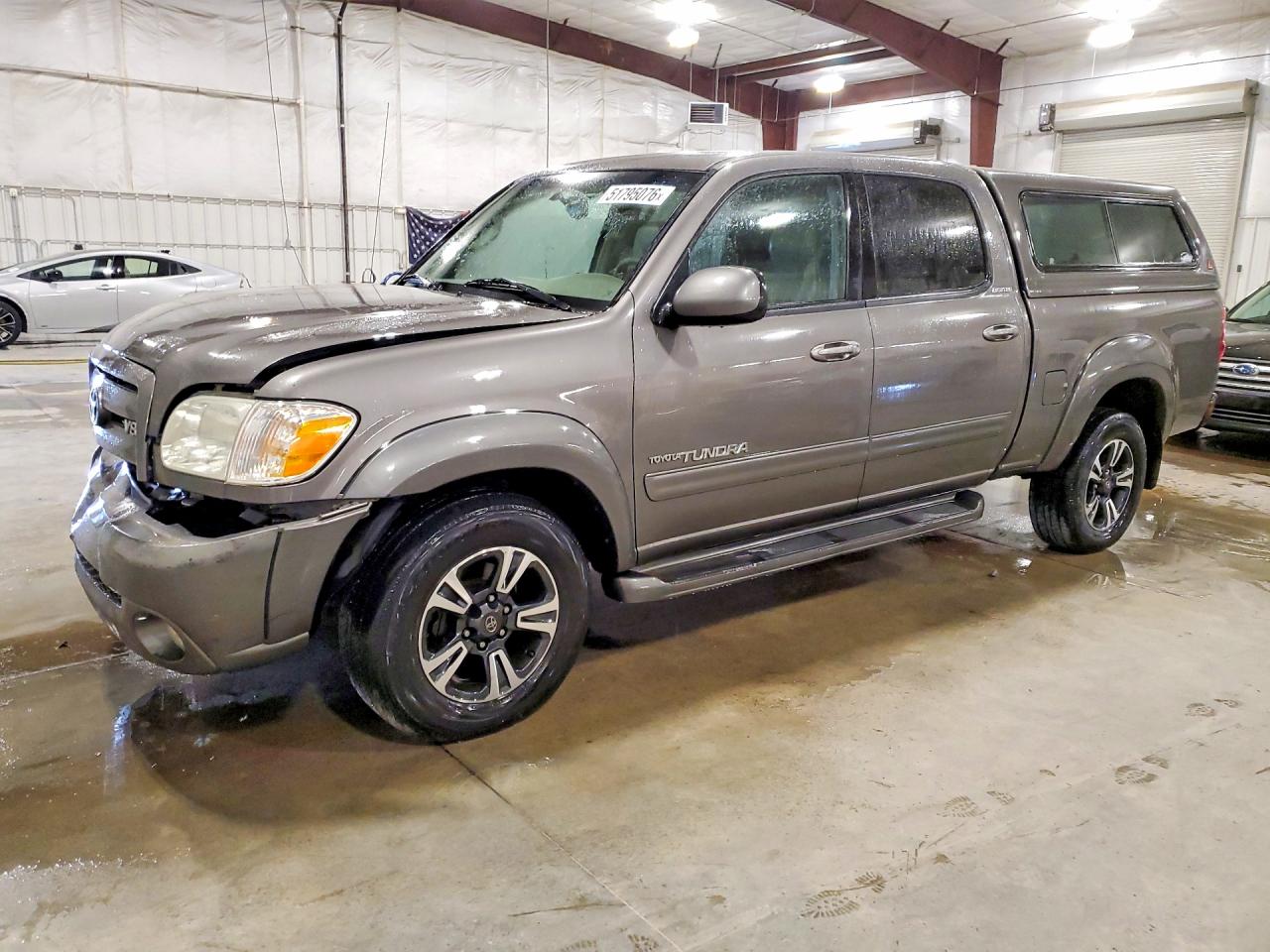 Salvage Toyota Tundra Image