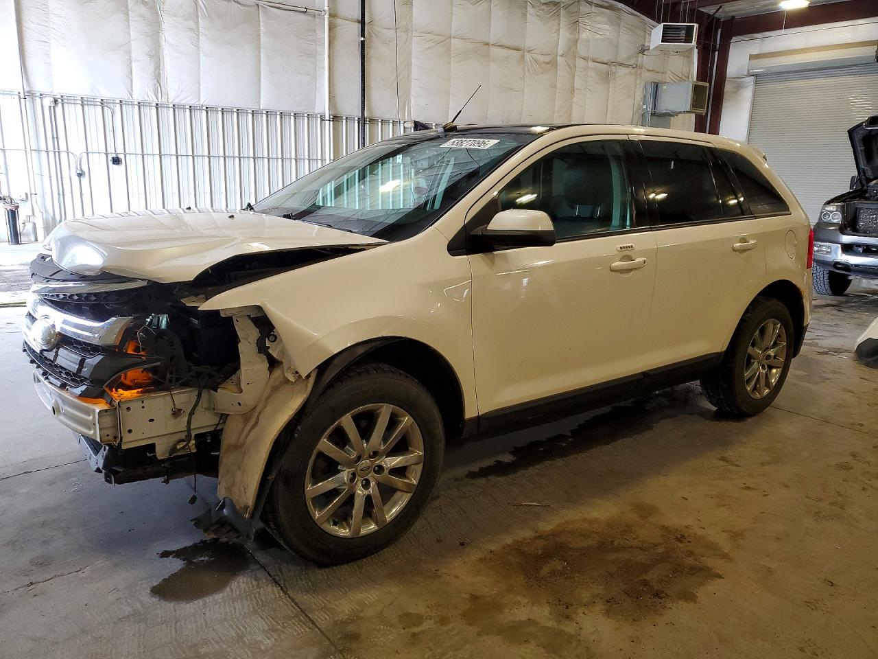 Salvage Ford Edge Image