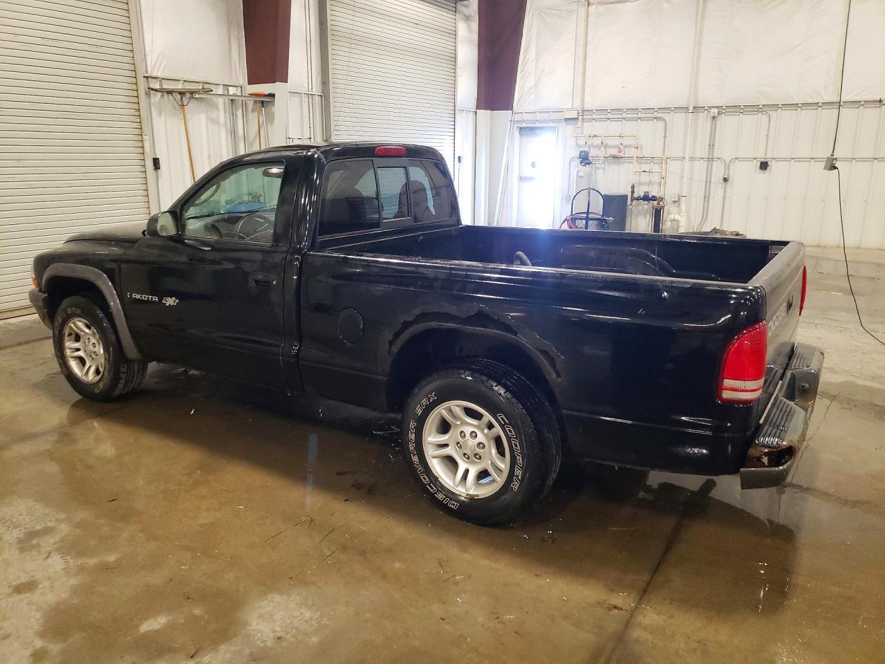 Dodge Dakota Base