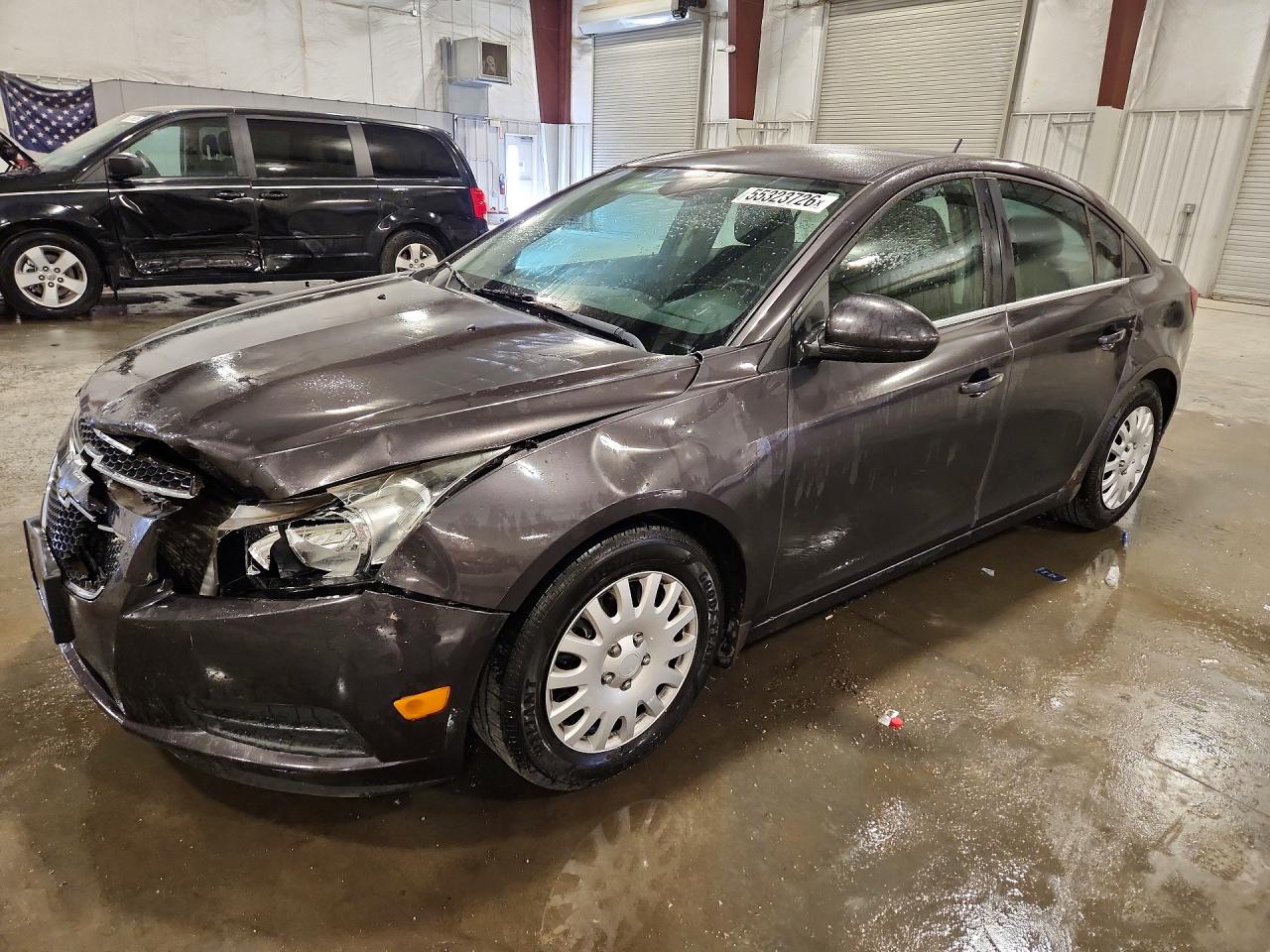 Salvage Chevrolet Cruze Image