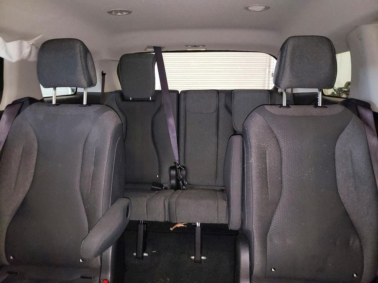 Kia Carnival Lx