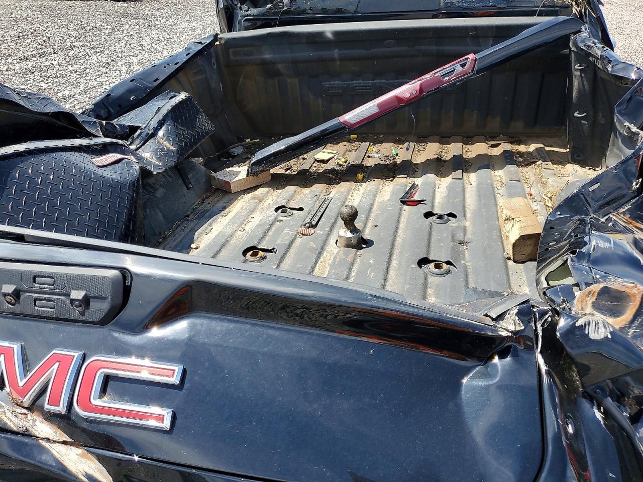 GMC Sierra