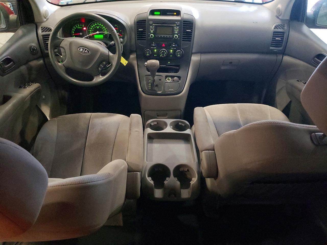 Kia Sedona Lx