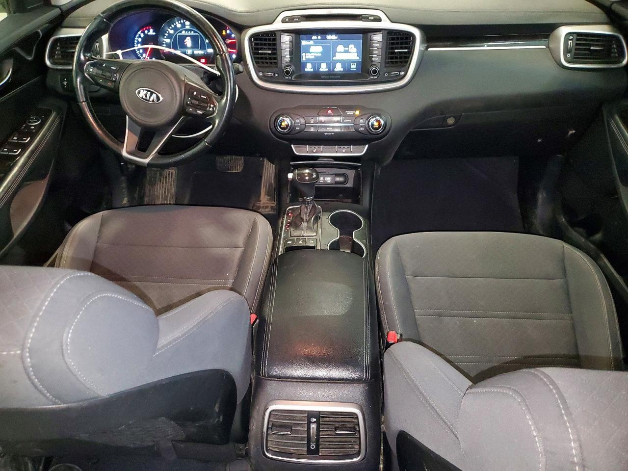 Kia Sorento Lx V6