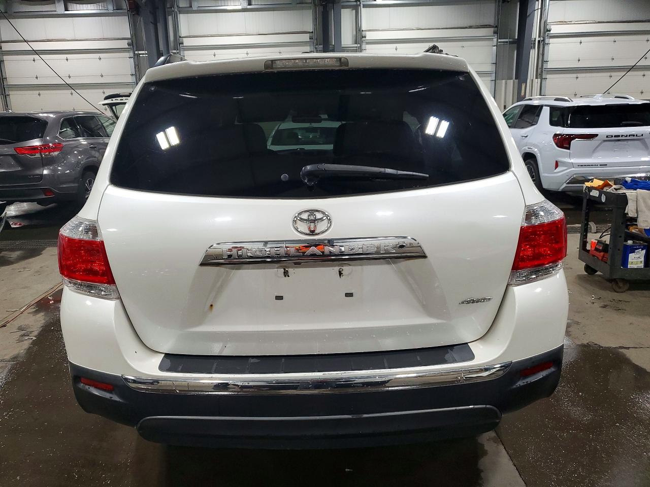 Toyota Highlander Base