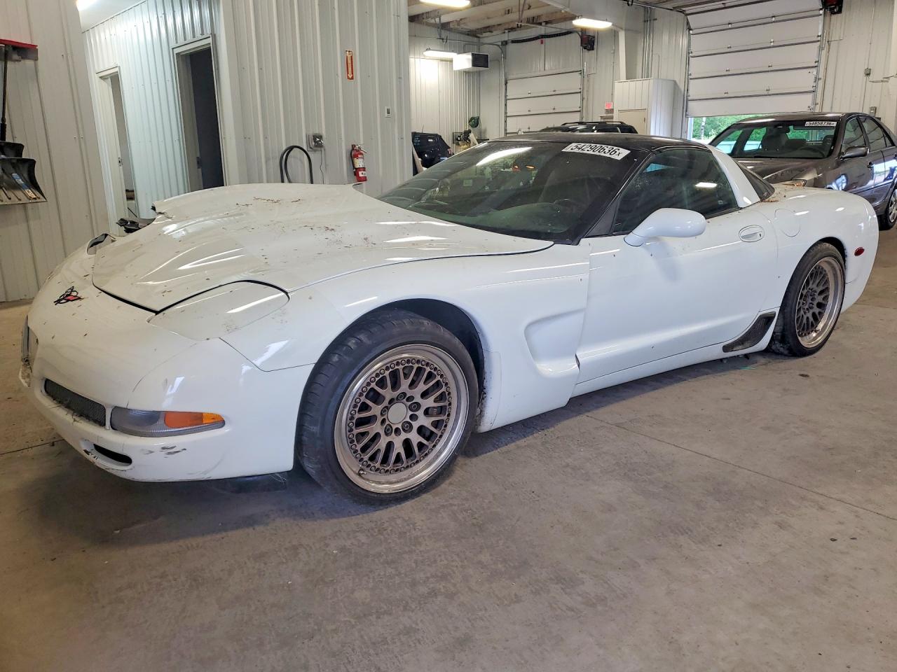 Salvage Chevrolet Corvette Image