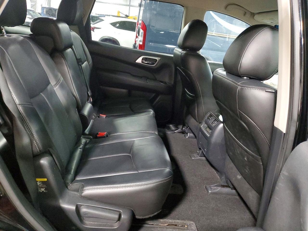 Nissan Pathfinder Sl