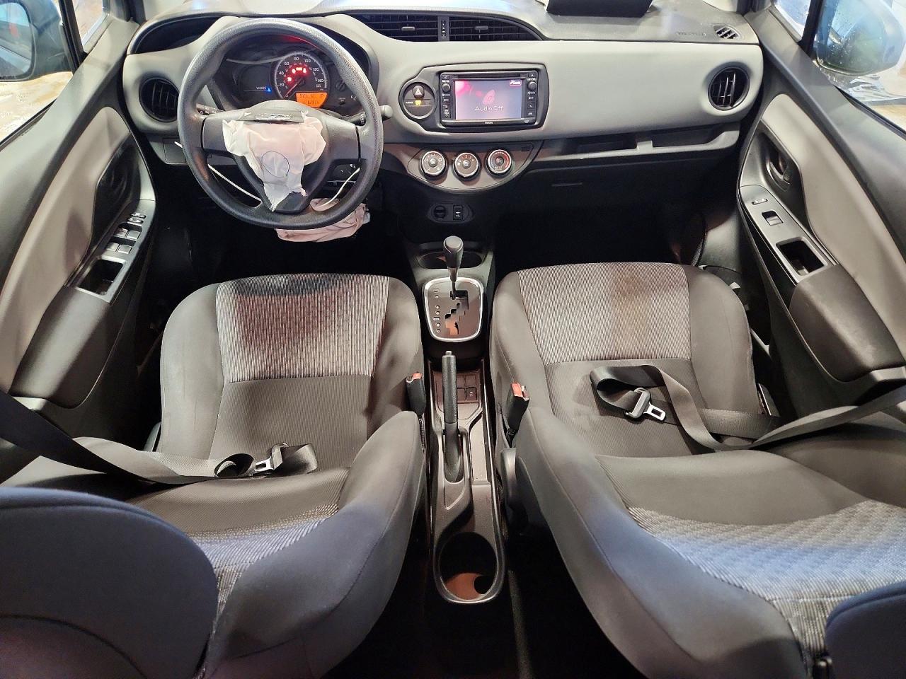 Toyota Yaris 5-door L