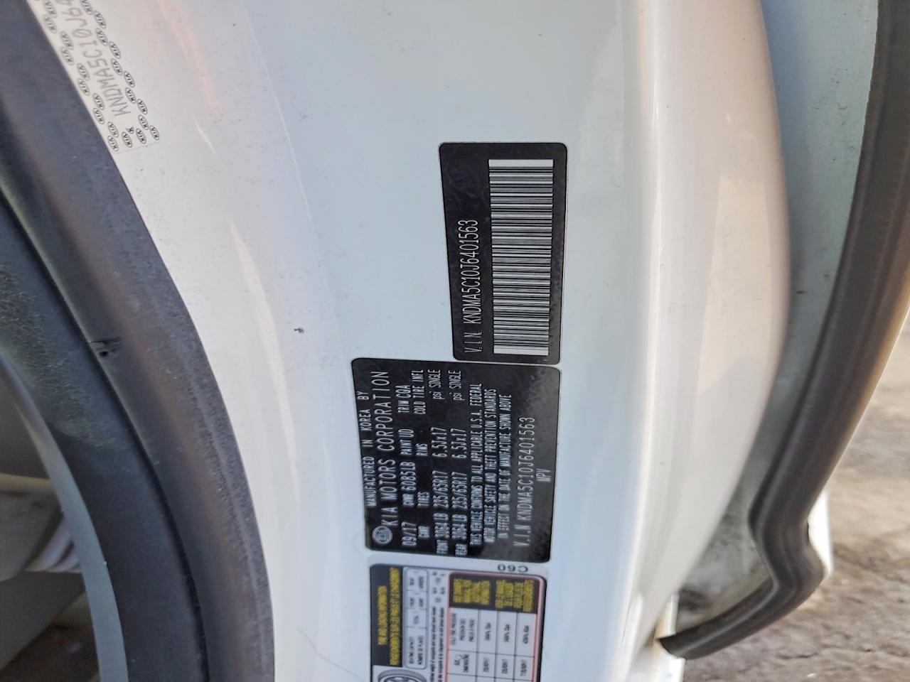 Kia Sedona L