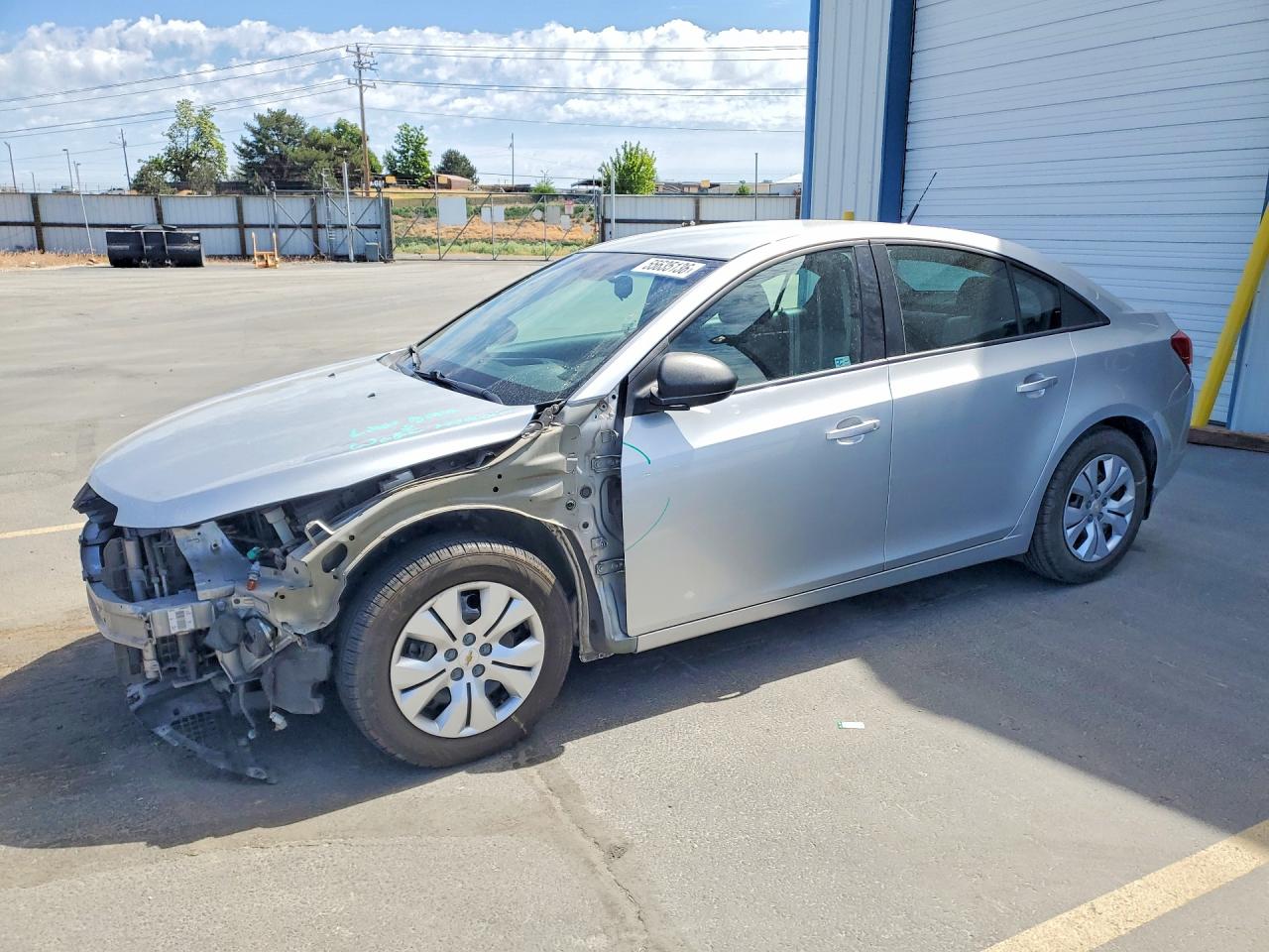 Salvage Chevrolet Cruze Image